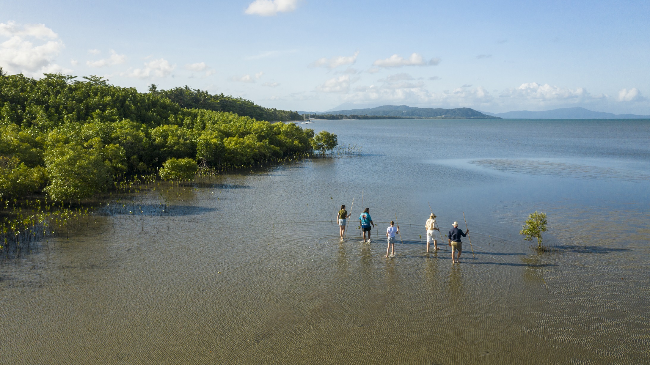 Down Under Tours, Mossman, QLD