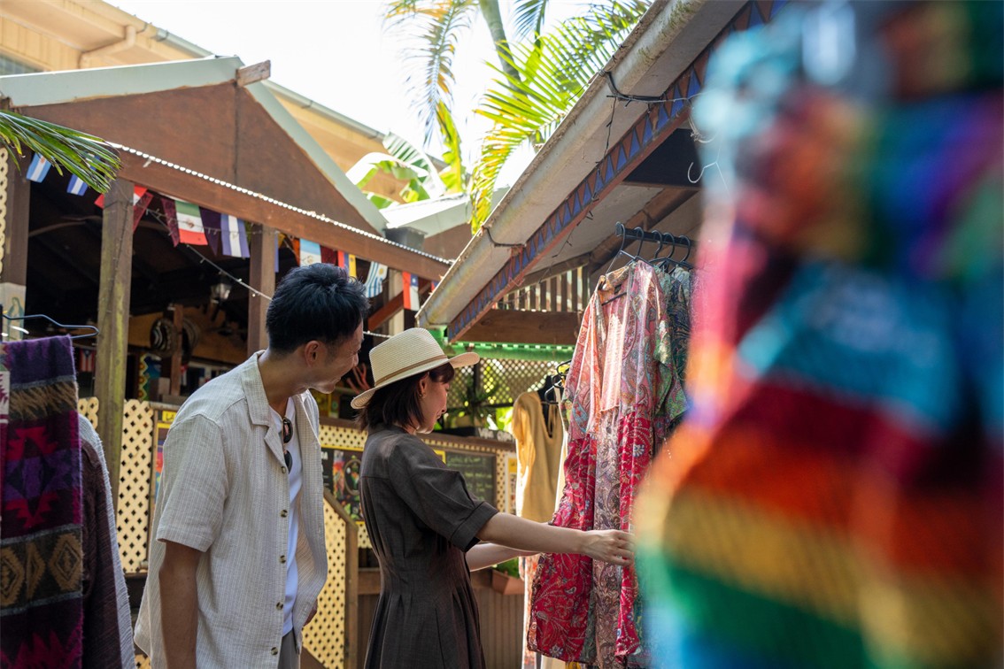 Kuranda, Scenic Rail Tour Shopping in Village Markets